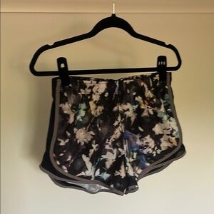 Nike Women's Black and Blue Athletic Shorts